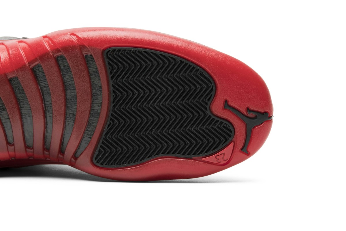 Air Jordan 12 Retro 'Flu Game' 2016 130690-002