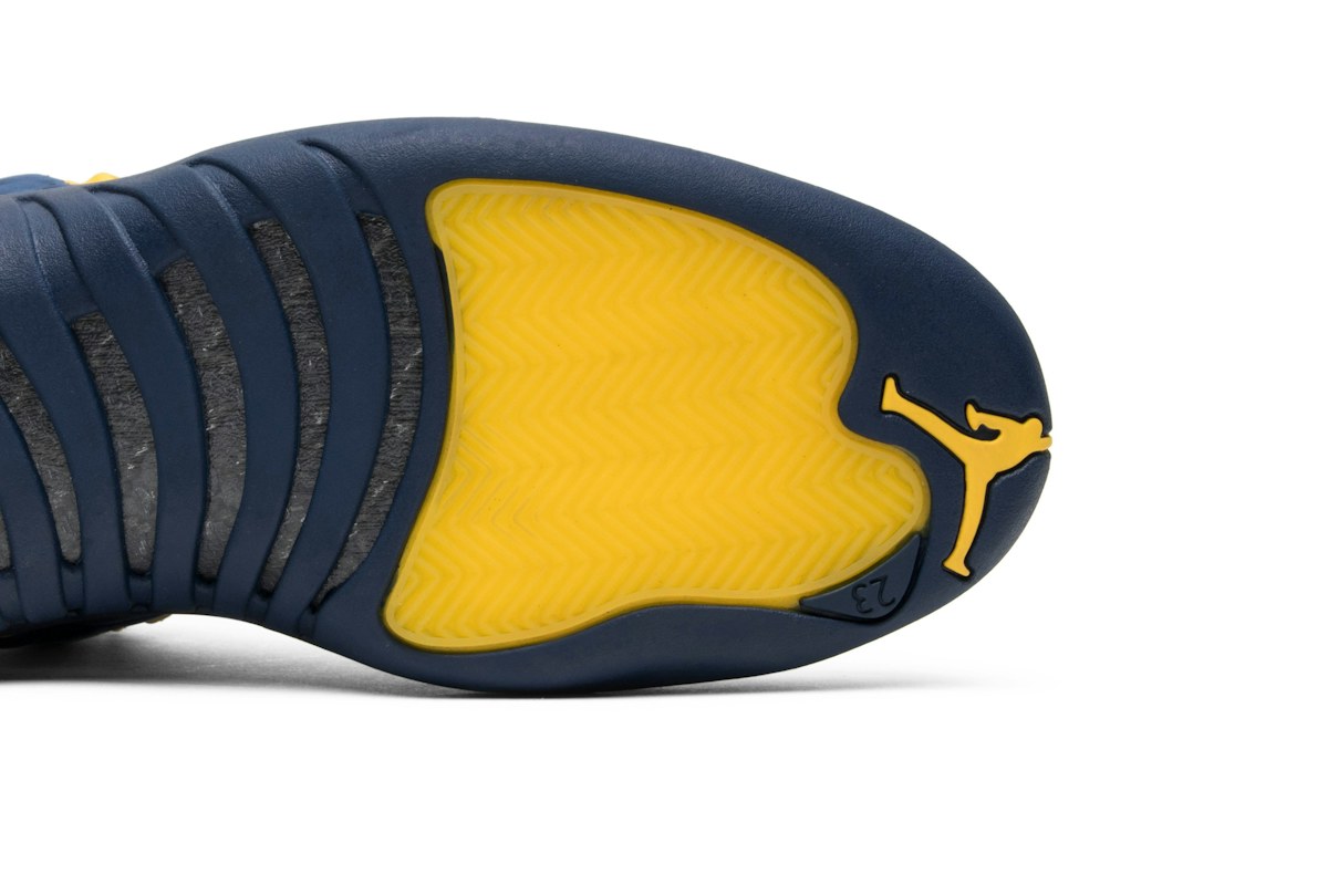 Air Jordan 12 Retro 'Michigan' BQ3180-407