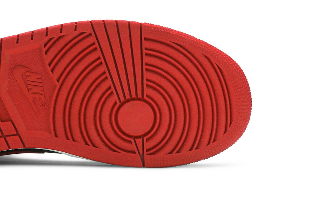Air Jordan 1 Mid 'Banned' 2020 554724-074