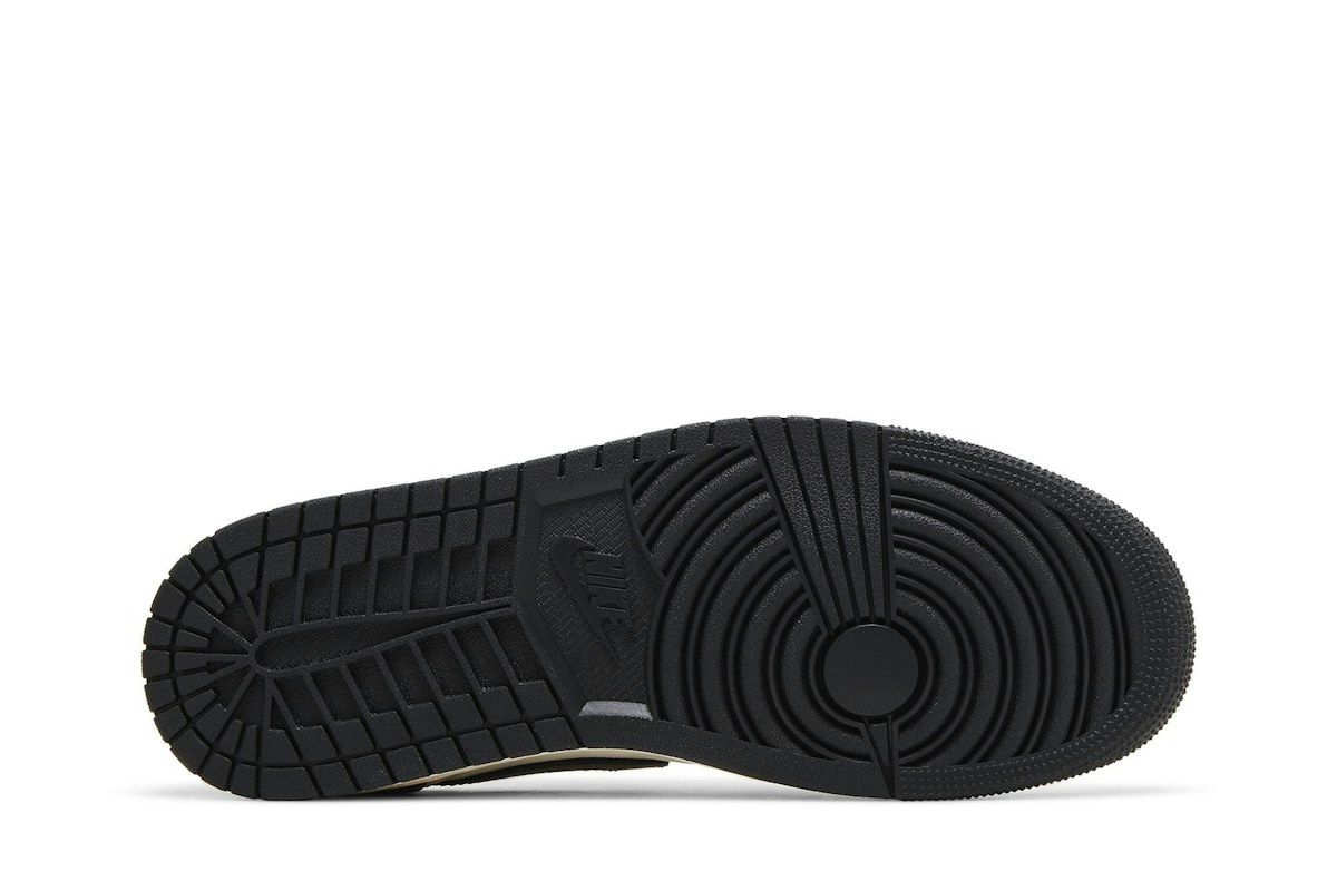 Air Jordan 1 Retro Low OG 'Mocha' CZ0790-102