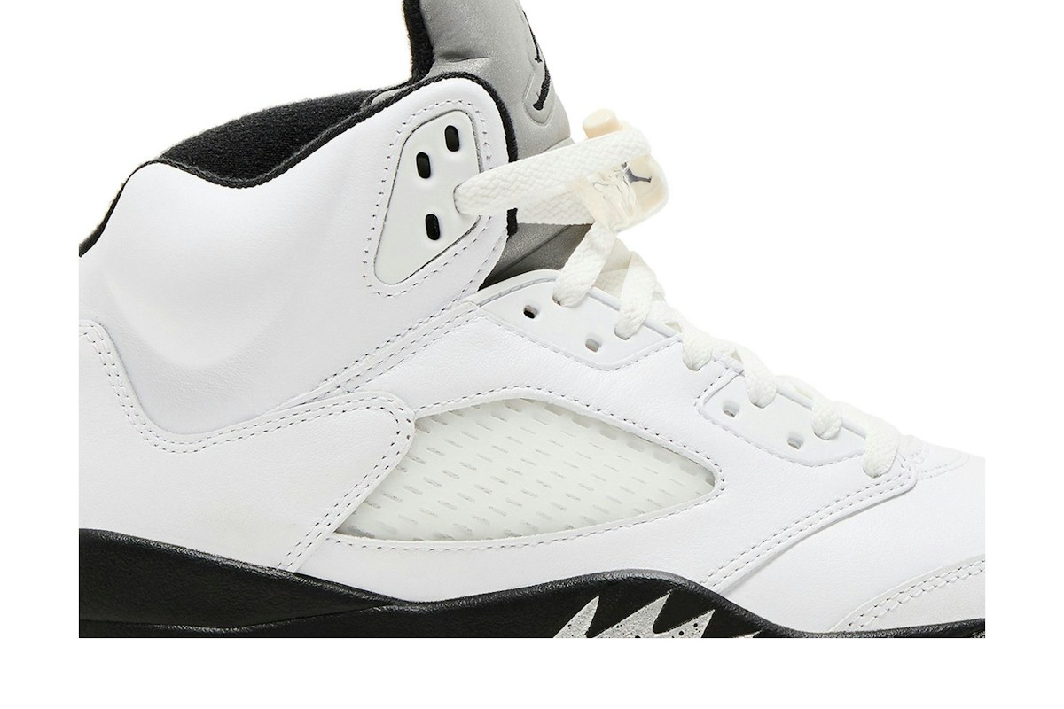Air Jordan 5 Retro 'White Black' DD0587-110