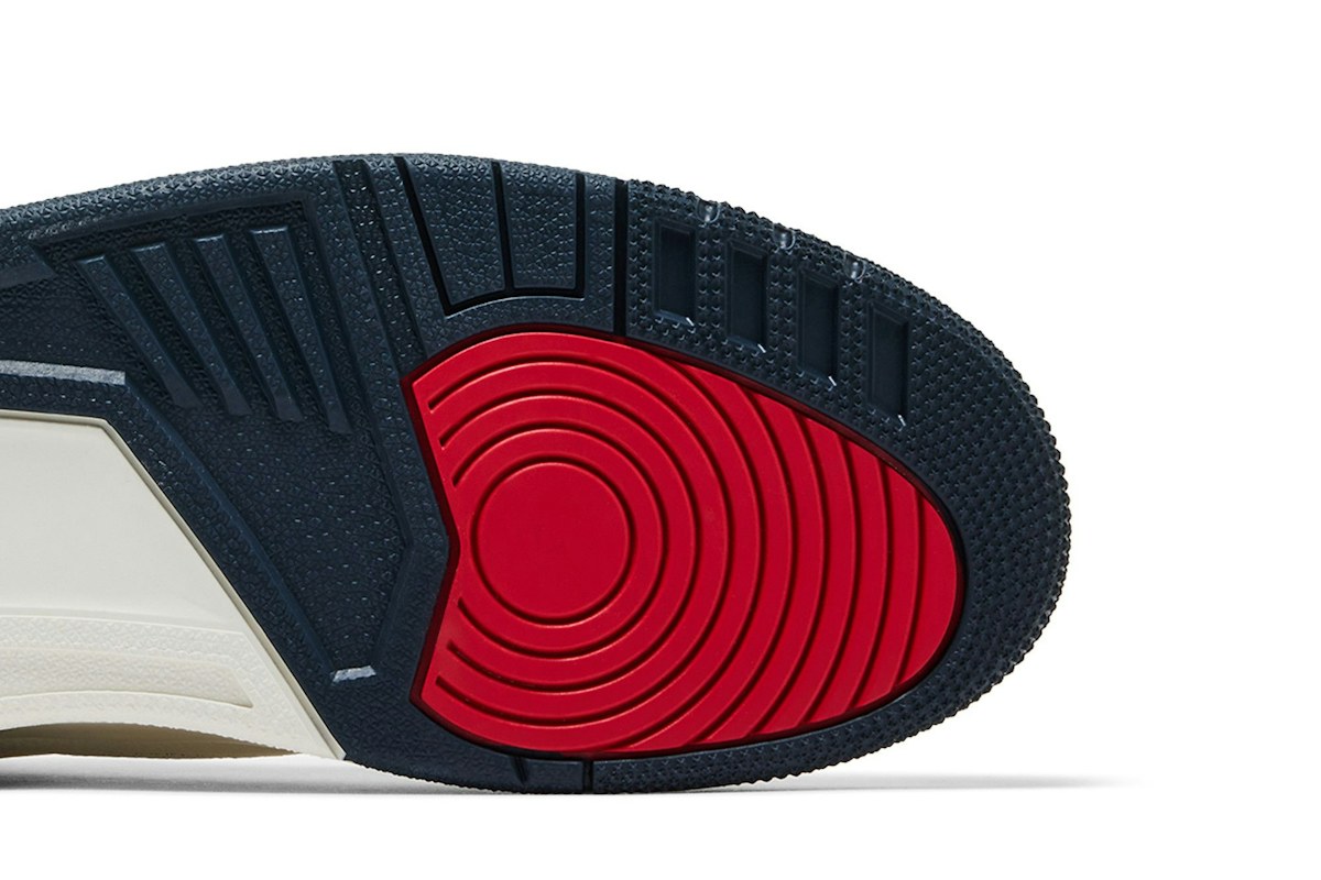 Levi’s x Air Jordan Air 3 Retro 'Sail' IR0912-400