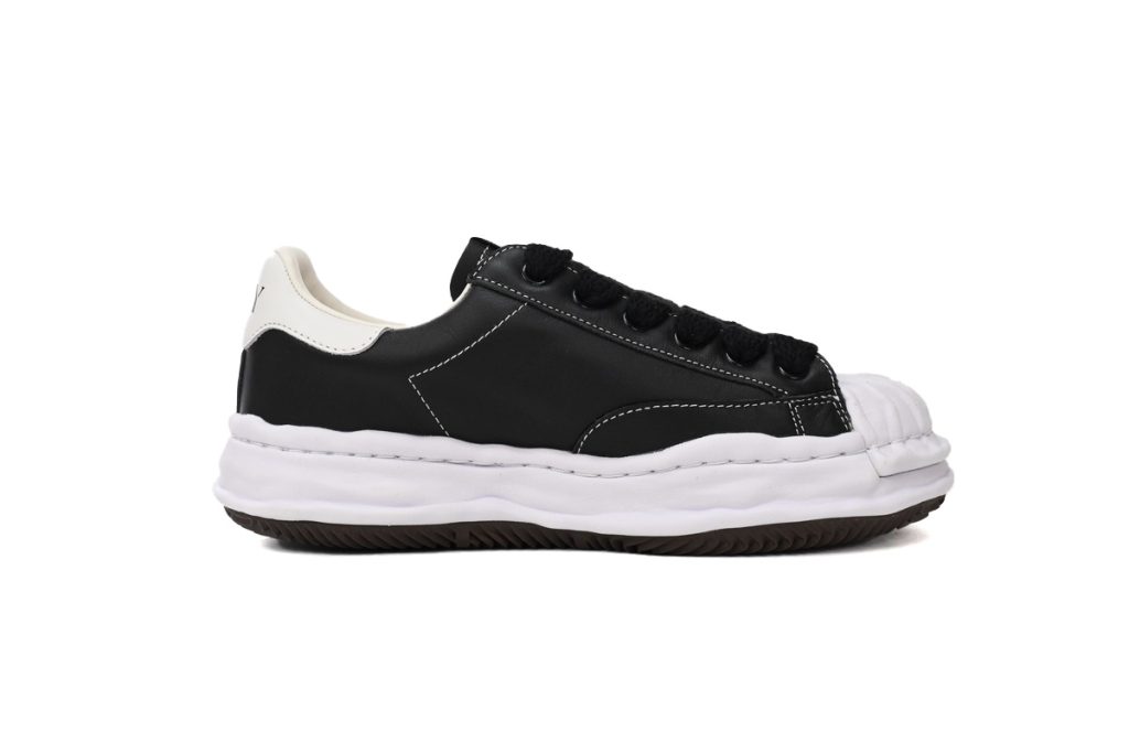 Maison Mihara Yasuhiro Blakey OG Sole Leather Low Black And White Gold OKLU2026214