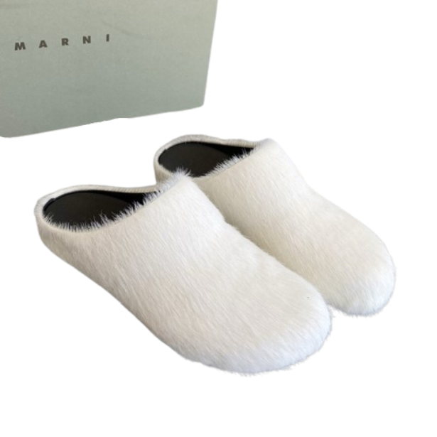 Marni Long-Hair Calfskin Fussbett Sabot White OG0429220