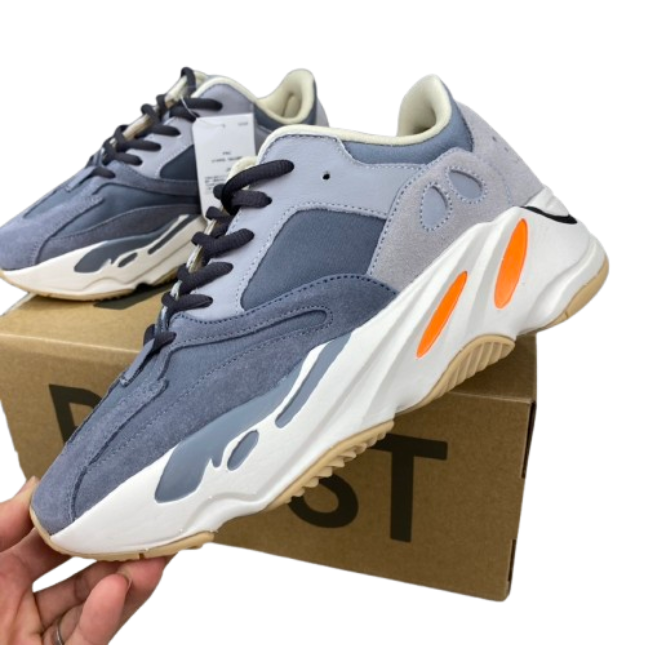 adidas Yeezy Boost 700 Magnet OG0601573