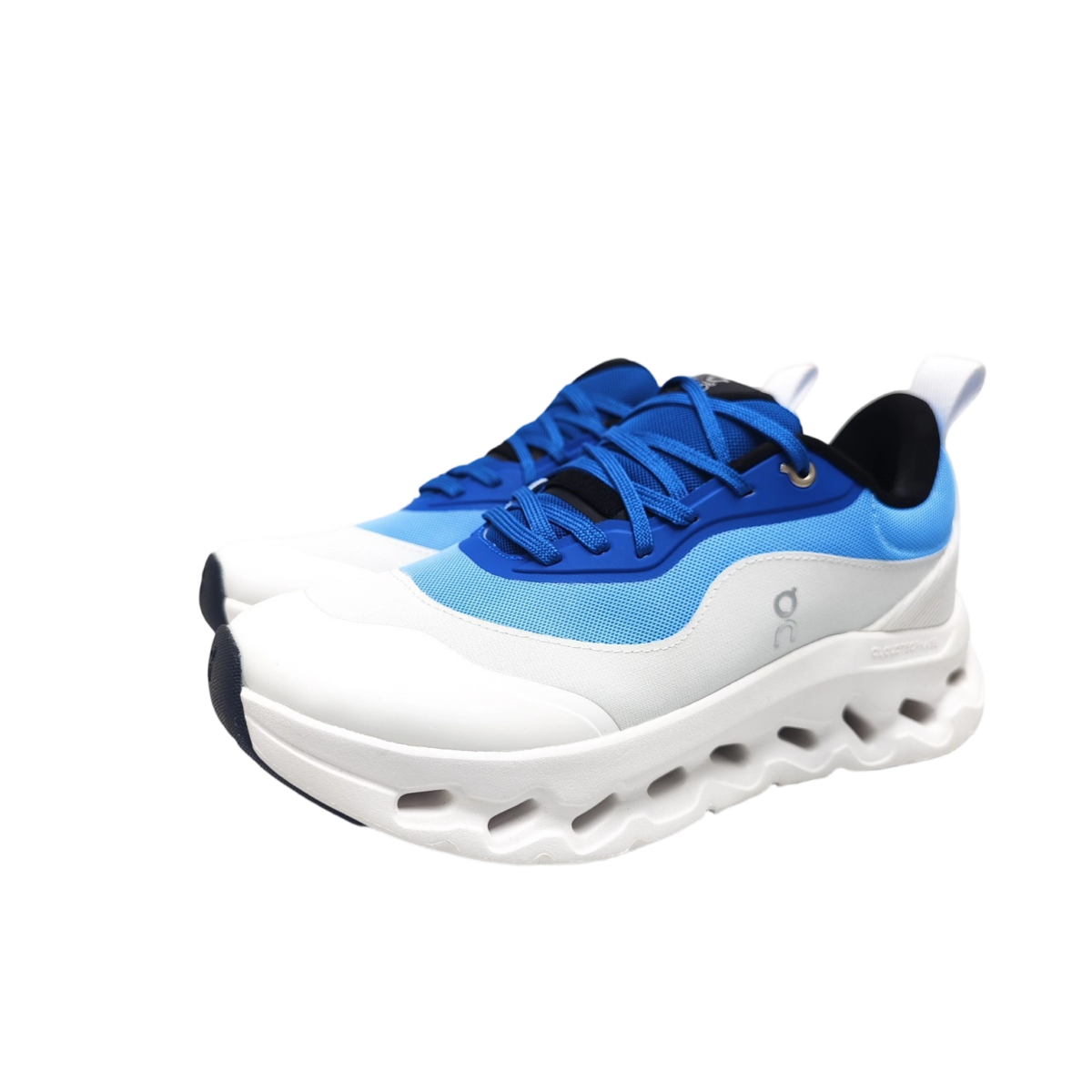 ON Loewe x Cloudtilt 2 ‘White Blue’ OG0707678
