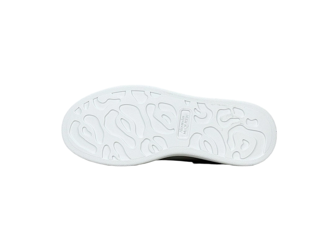 Alexander McQueen Oversized White Black Trim OG0717808