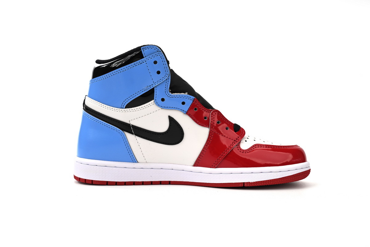 Air Jordan 1 Retro High Fearless UNC Chicago OG0817220