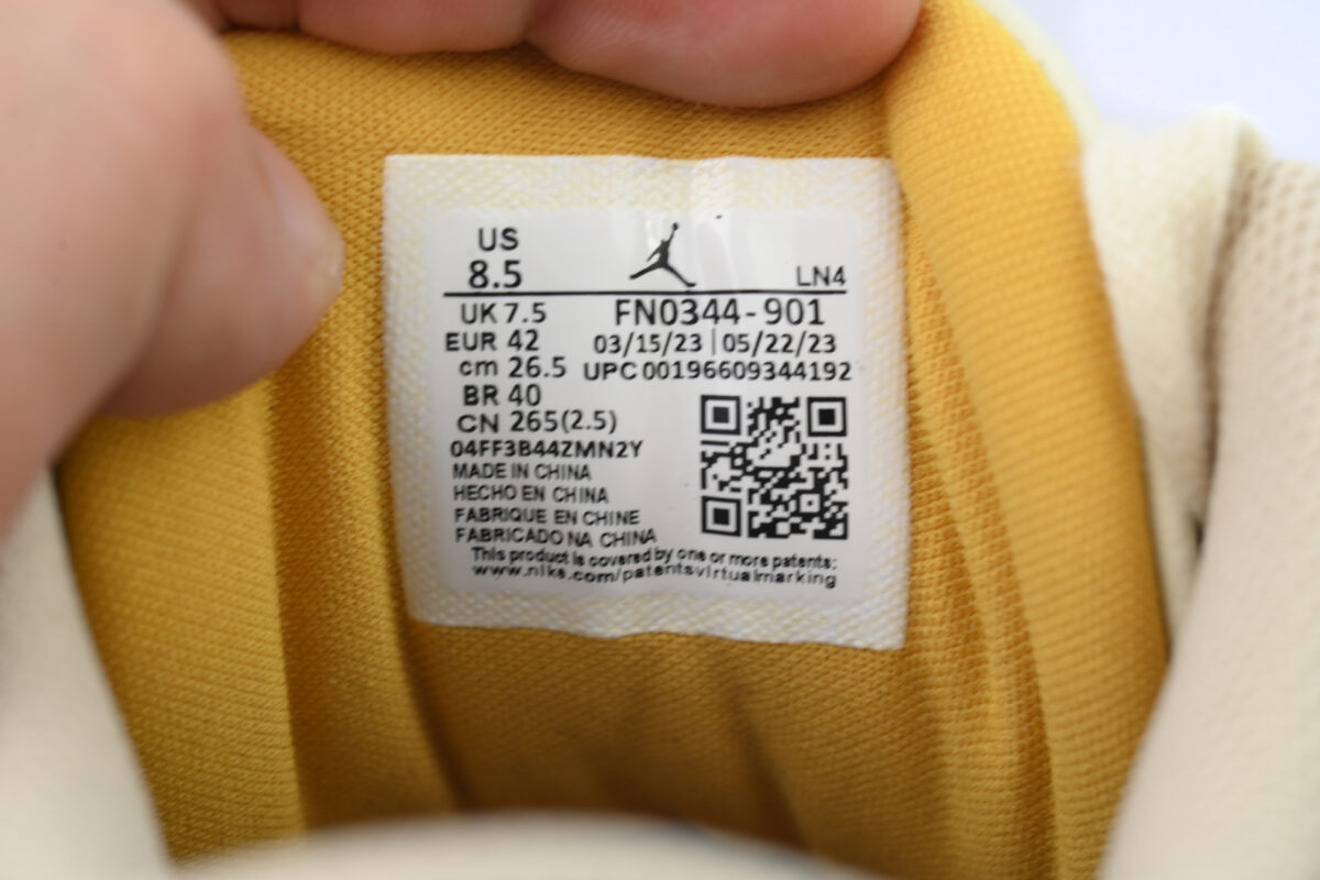 Air Jordan 3 Retro SP J Balvin Medellín Sunset OG0820369