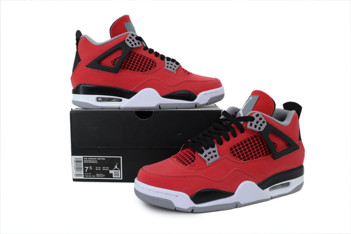 Air Jordan 4 Retro ‘Toro Bravo’ (2026) OG0822477
