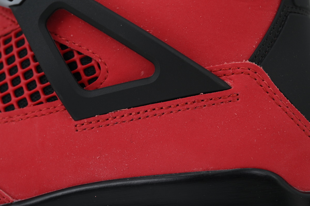 Air Jordan 4 Retro ‘Toro Bravo’ (2026) OG0822477