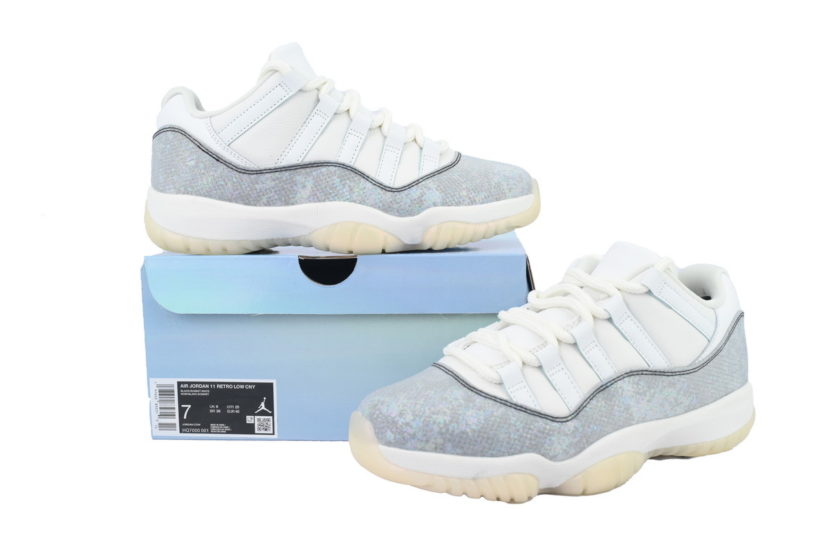 Air Jordan 11 Low ‘Snakeskin’ OG0828625
