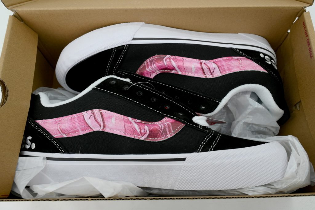 Peaches x Vans Knu-Skool ‘Black Pink’ OKLU202604