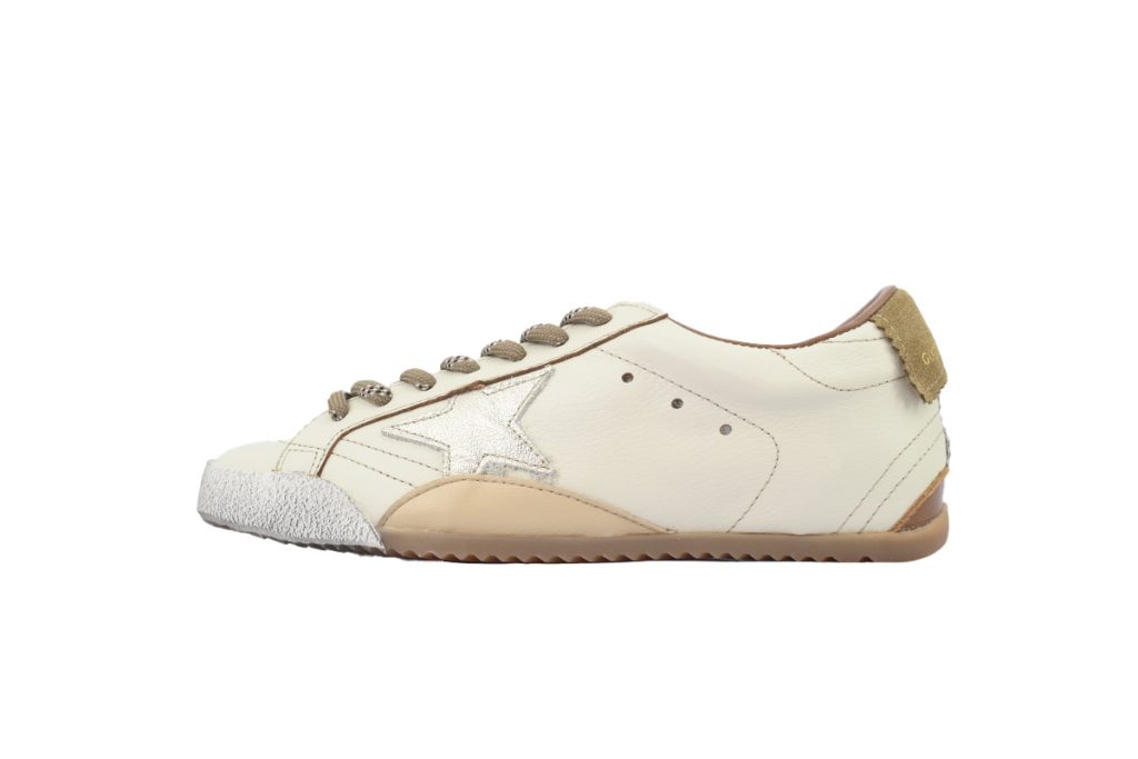 Golden Goose True Star ‘Silver’ OKLU2026147