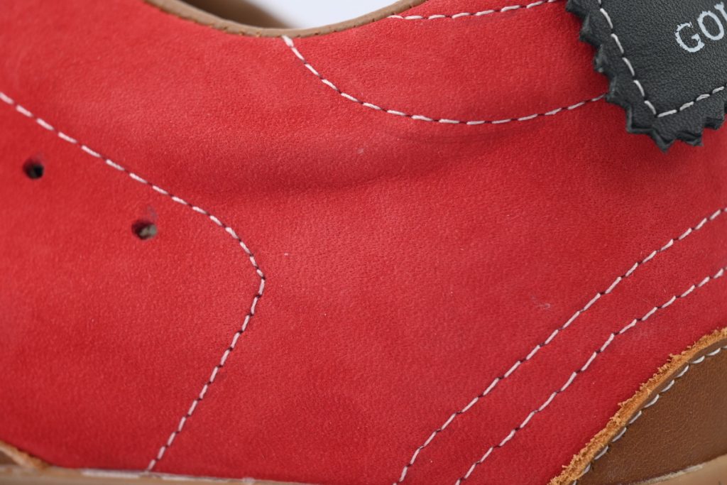 Golden Goose True Star ‘Red’ OKLU2026148