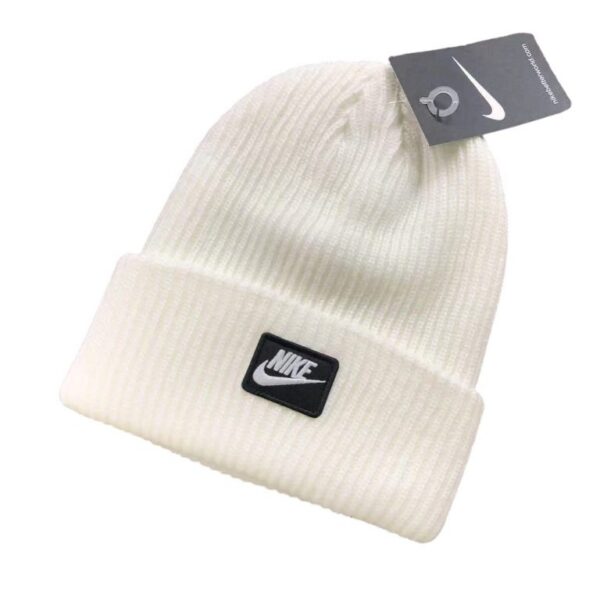 Nike Outdoor Beanie White OKLU20262104