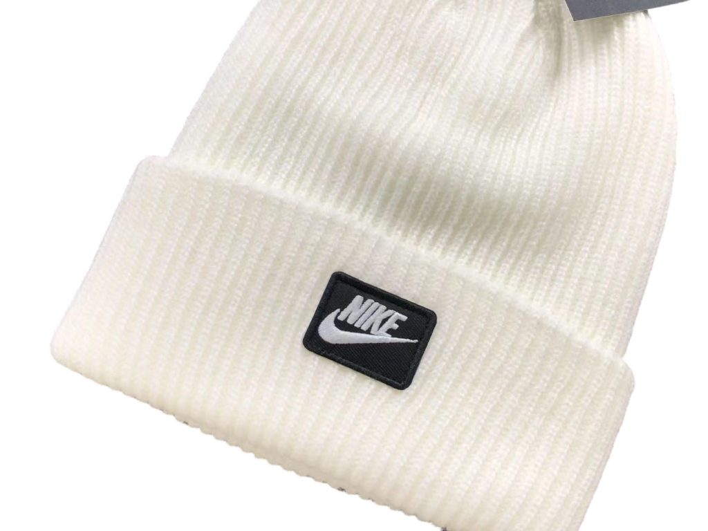 Nike Outdoor Beanie White OKLU20262104