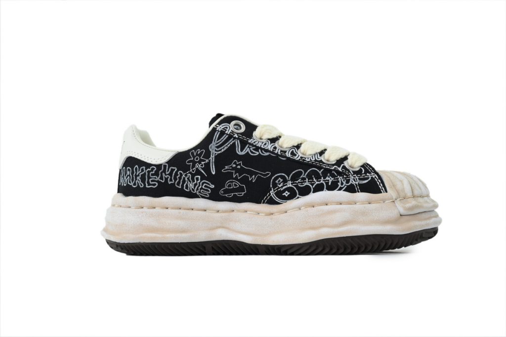 MIHARA YASUHIRO Black OKLU2026222