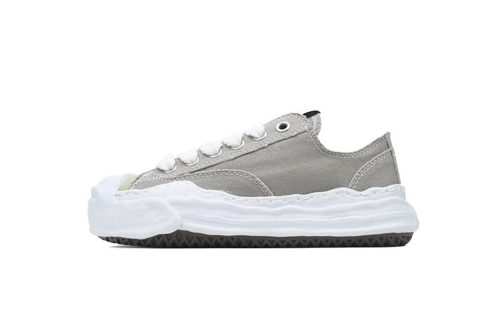 MIHARA YASUHIRO Grey OKLU2026257