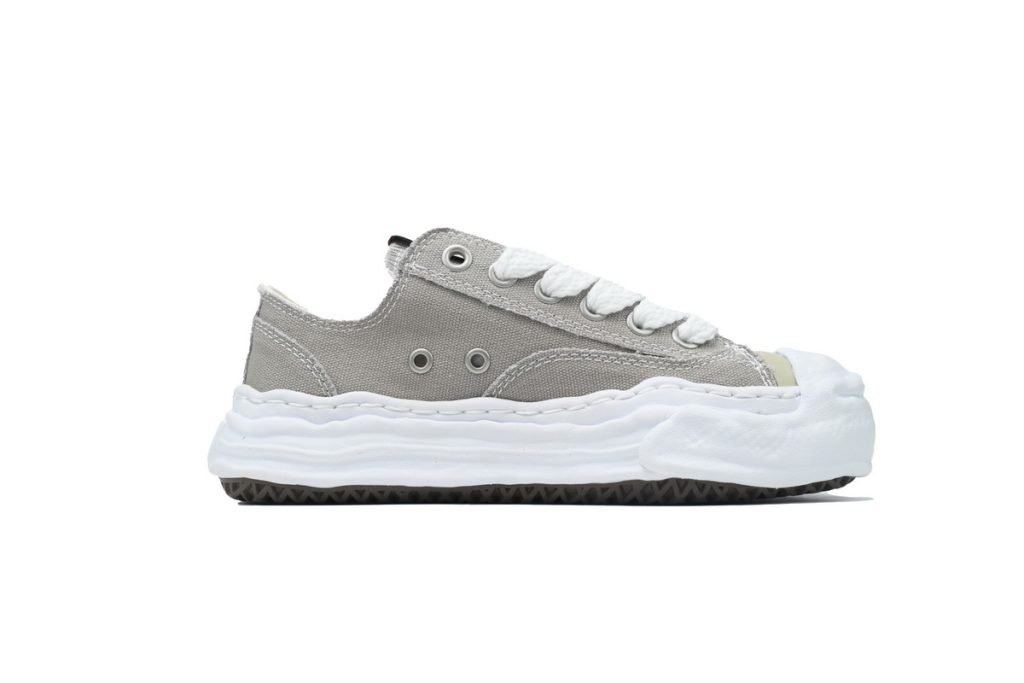 MIHARA YASUHIRO Grey OKLU2026257