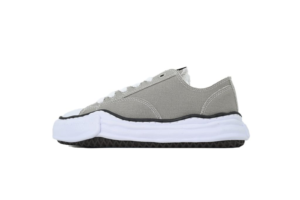 MIHARA YASUHIRO Grey OKLU2026258