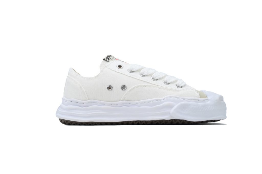 MIHARA YASUHIRO White OKLU2026266