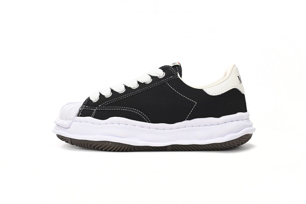 MIHARA YASUHIRO Black And White OKLU2026274