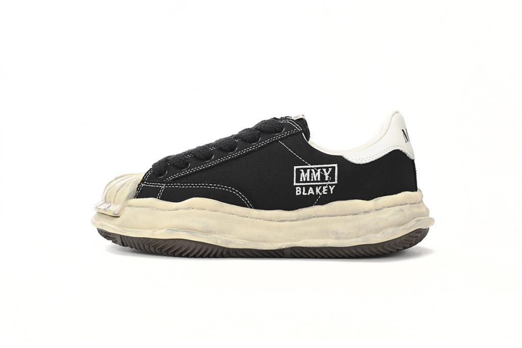 MIHARA YASUHIRO Vintage White Black OKLU2026279