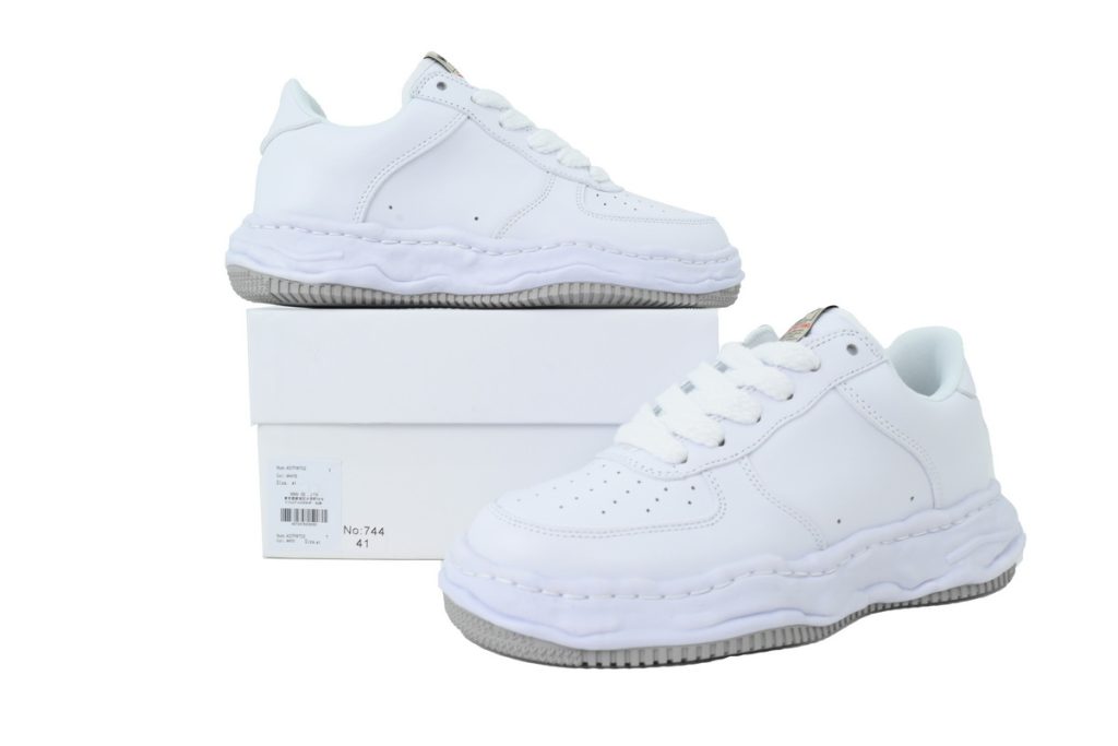 MIHARA YASUHIRO White OKLU2026293