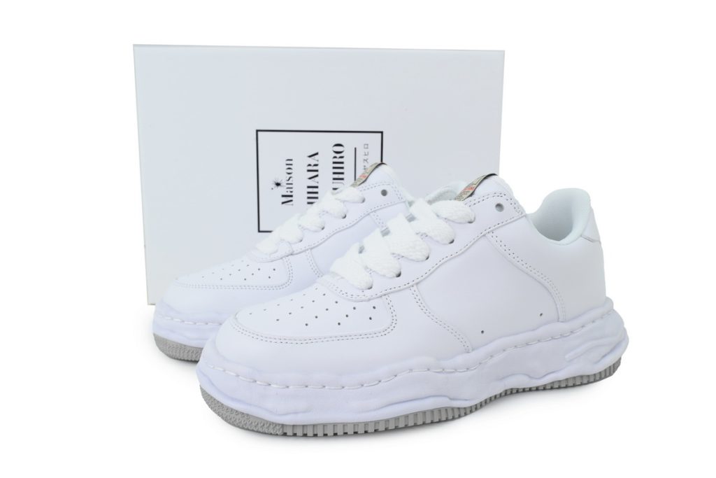 MIHARA YASUHIRO White OKLU2026293
