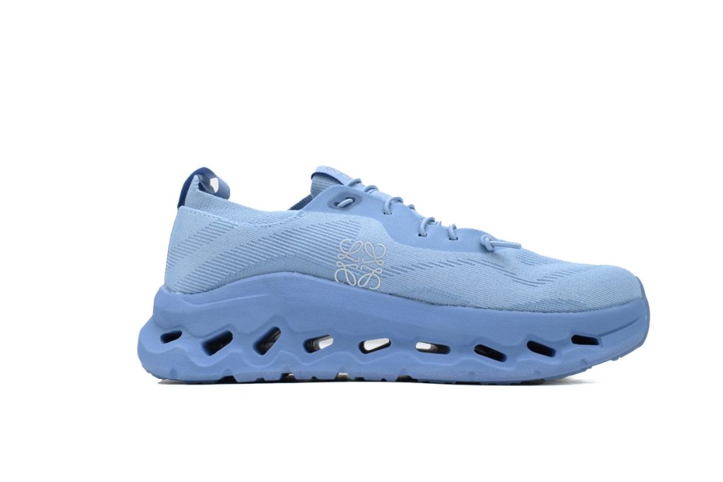 ON Loewe x Cloudtilt ‘Blue’ OKLU2026363