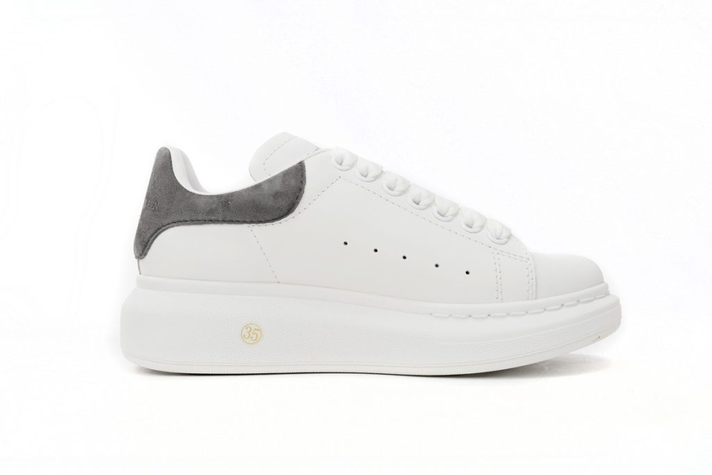 Alexander McQueen Sneaker Cloud White OKLU2026456