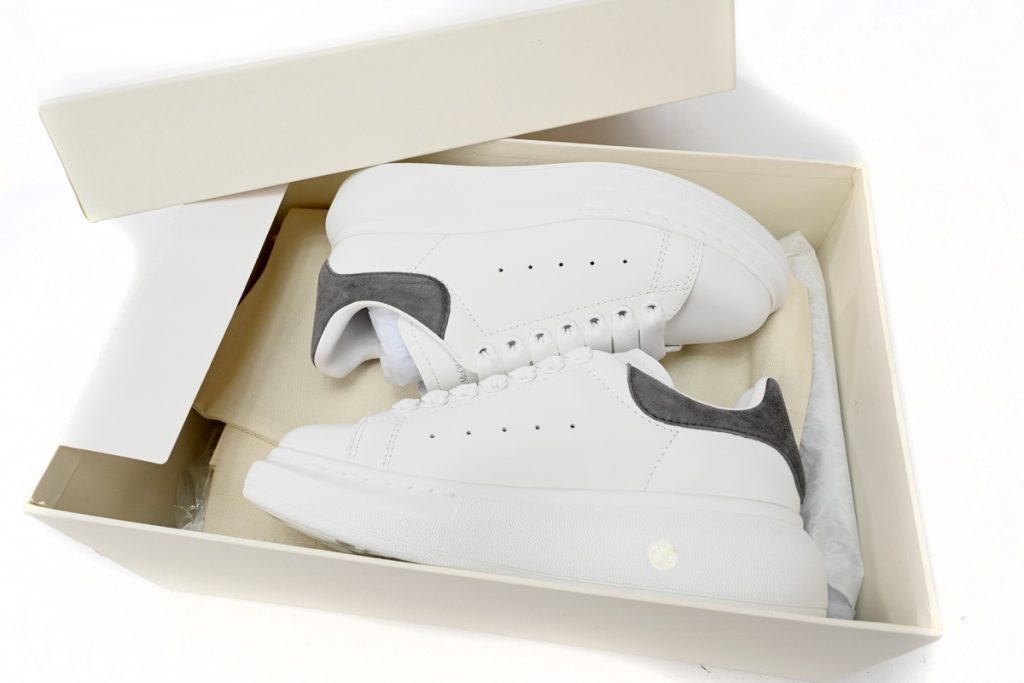 Alexander McQueen Sneaker Cloud White OKLU2026456