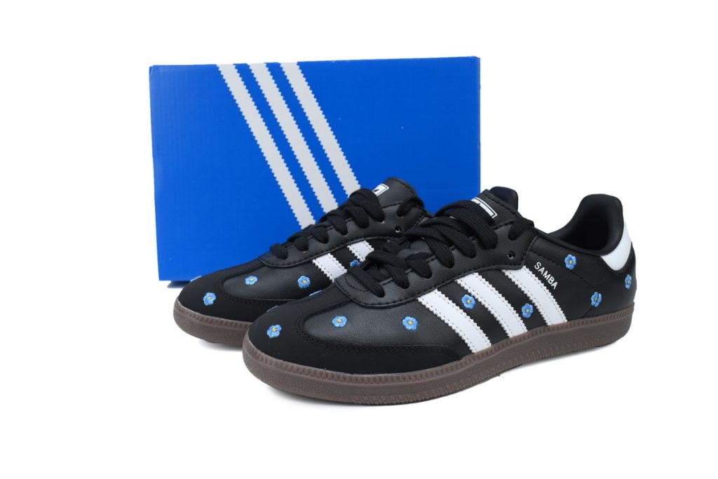 Samba OG ‘Black Floral Embroidery’ OKLU2026546
