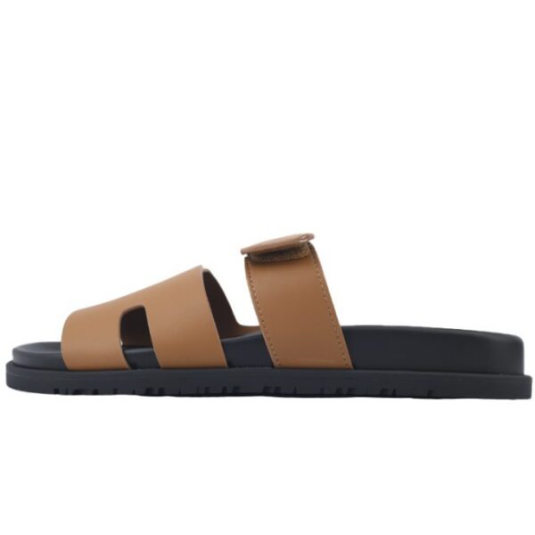 Hermes Flat Flip Flops Brown OKLU2026653