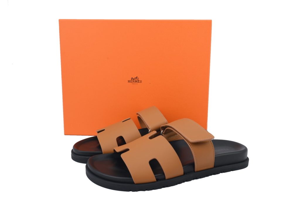 Hermes Flat Flip Flops Brown OKLU2026653