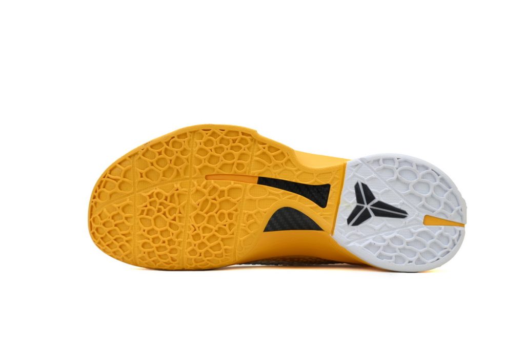 Off-White x Nike Zoom Kobe 5 ‘Mambacita’ OKLU2026665