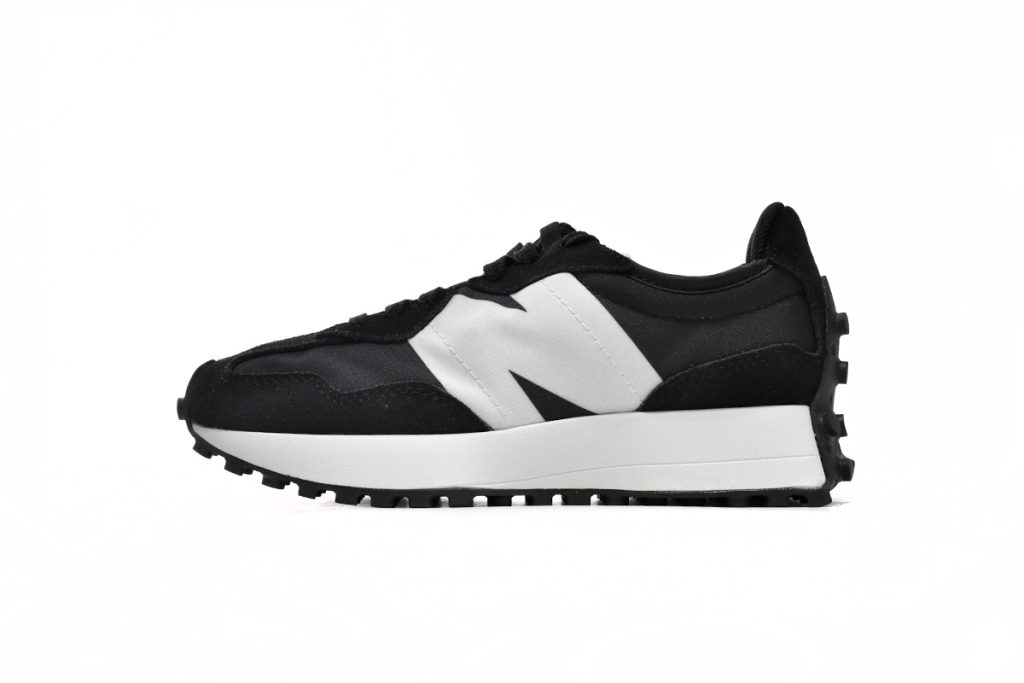 New Balance 327 Black OKLU2026734