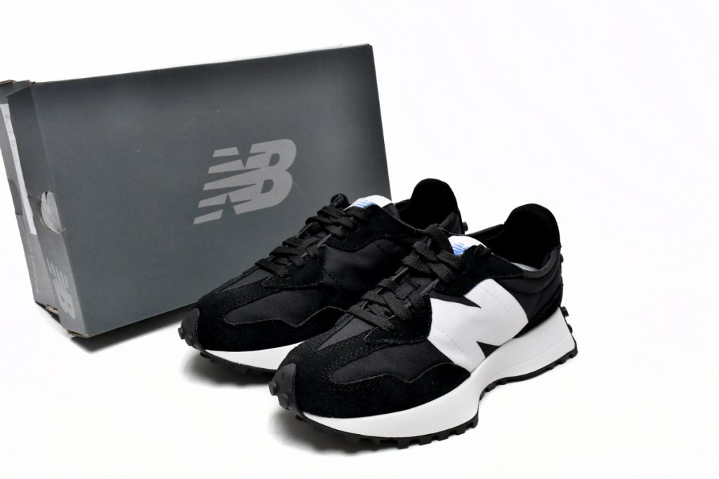 New Balance 327 Black OKLU2026734