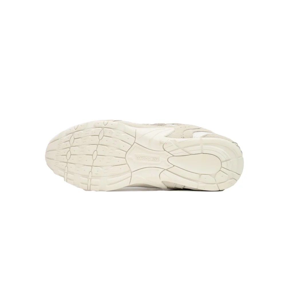 Miu Miu x New Balance 530 S Xingniujing OKLU2026747