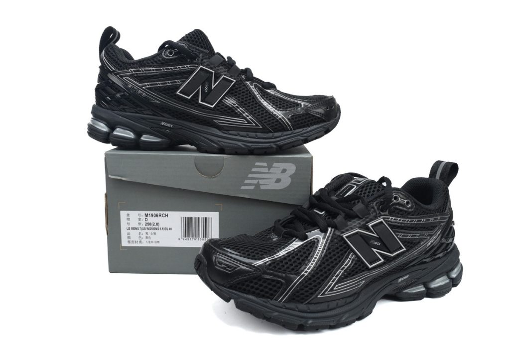 NEW BALANCE 1906R Black Silver OKLU2026781