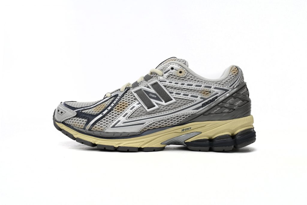 NEW BALANCE 1906R Grey silver OKLU2026784