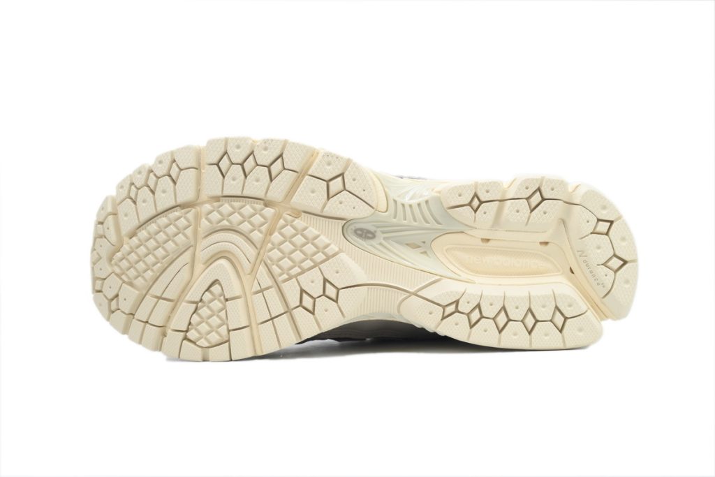 NEW BALANCE 1906R Khaki OKLU2026786