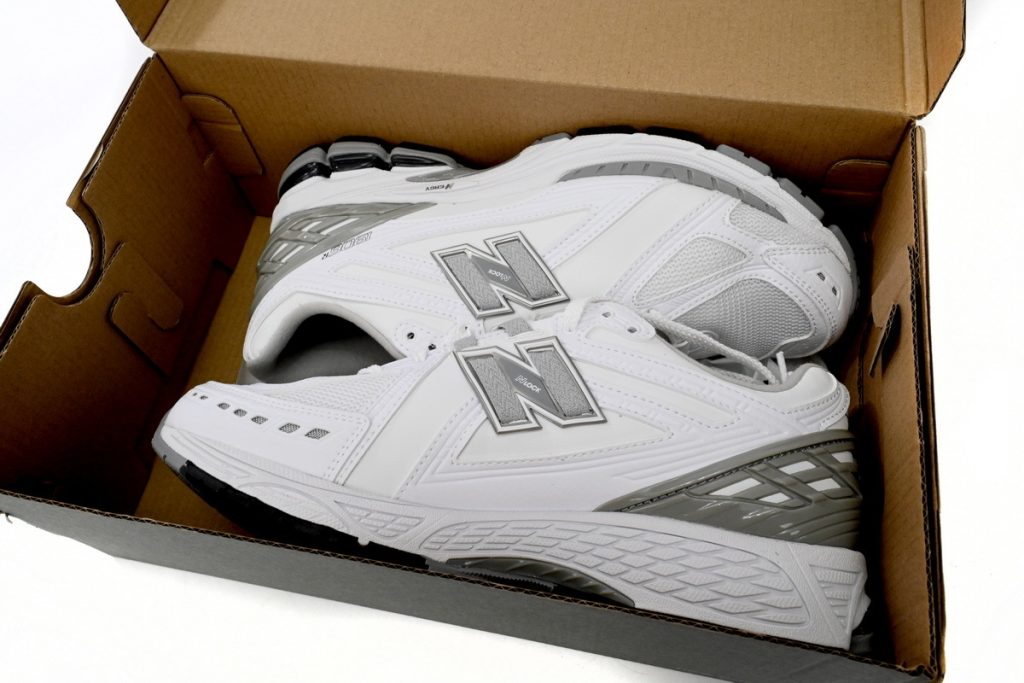 NEW BALANCE 1906R White Pale OKLU2026795