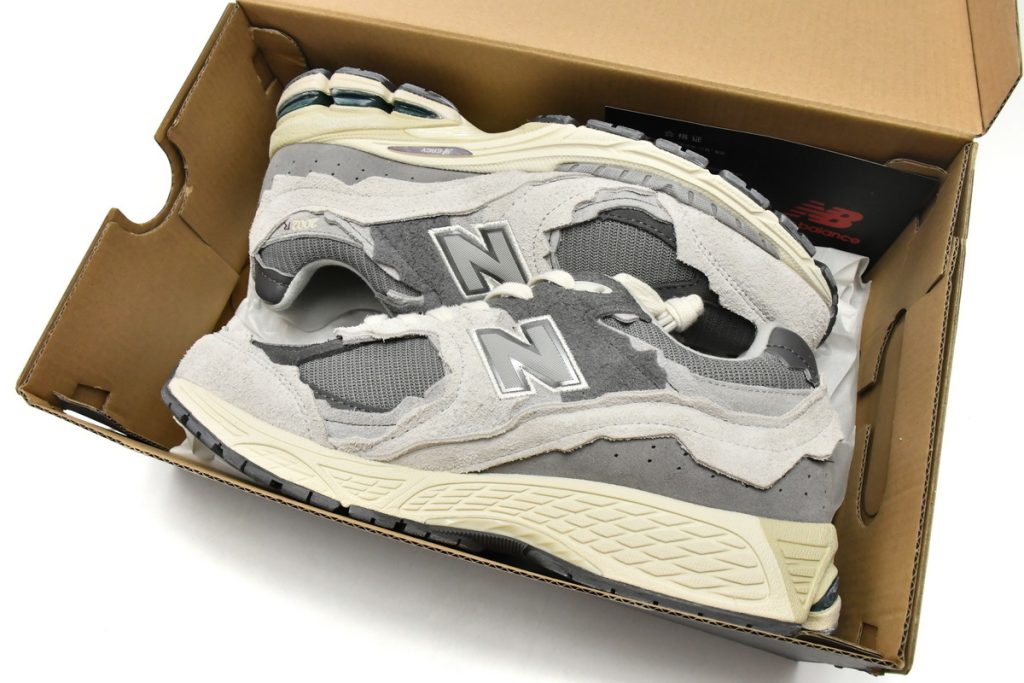 New Balance 2002R Cloud Ash OKLU2026829