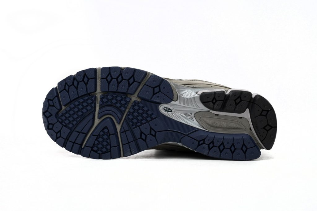 New Balance 2002R Golden Ash OKLU2026831