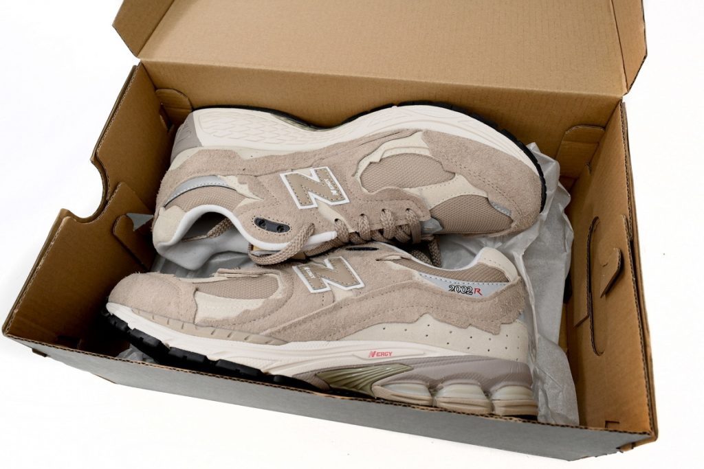 New Balance 2002R Shallow Khaki OKLU2026842