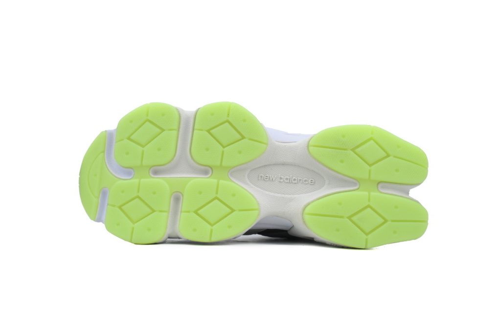 New Balance DTLR x 9060 ‘Glow’ OKLU2026846