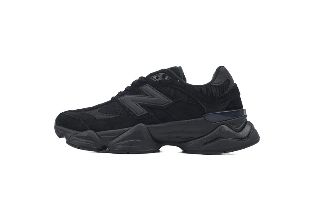 New Balance 9060 ‘Triple Black Suede’ OKLU2026855
