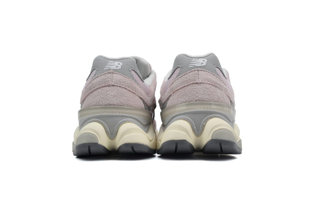 New Balance 9060 ‘December Sky’ OKLU2026868